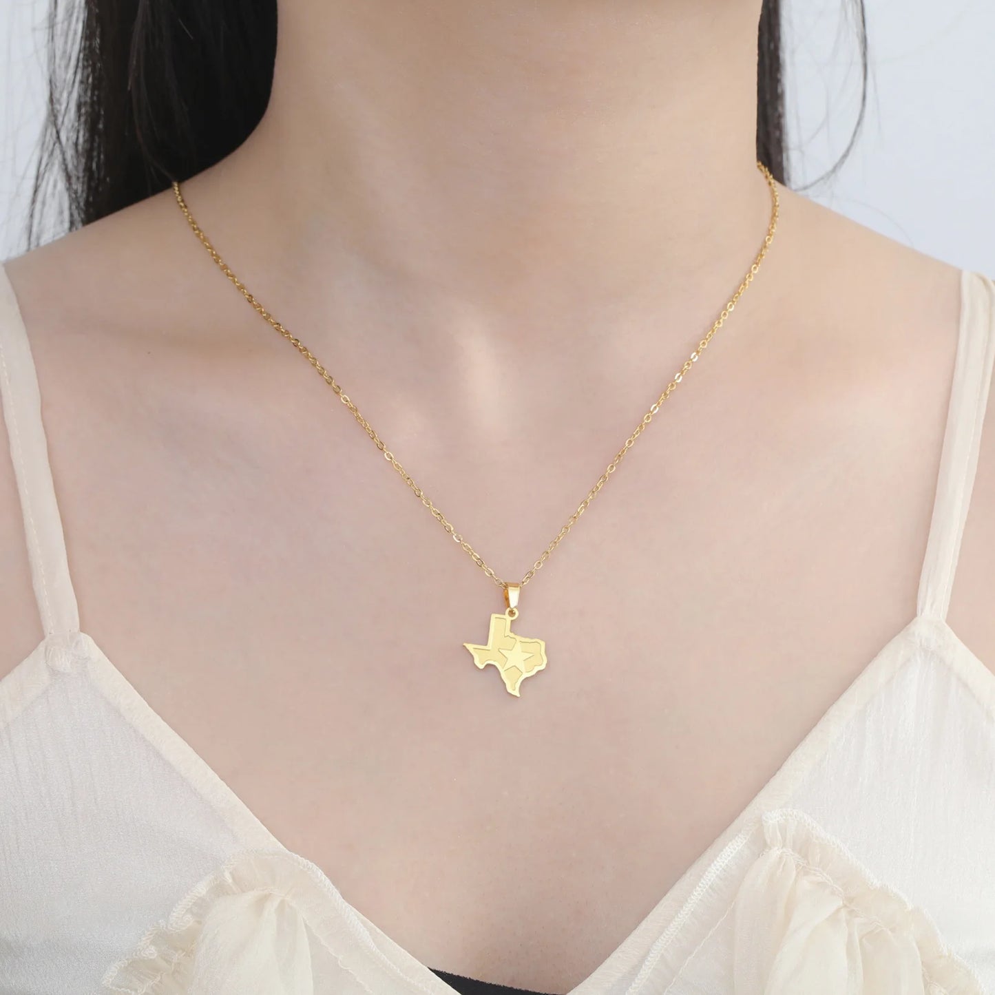 Jeshayuan Texas Map Pendant Necklace