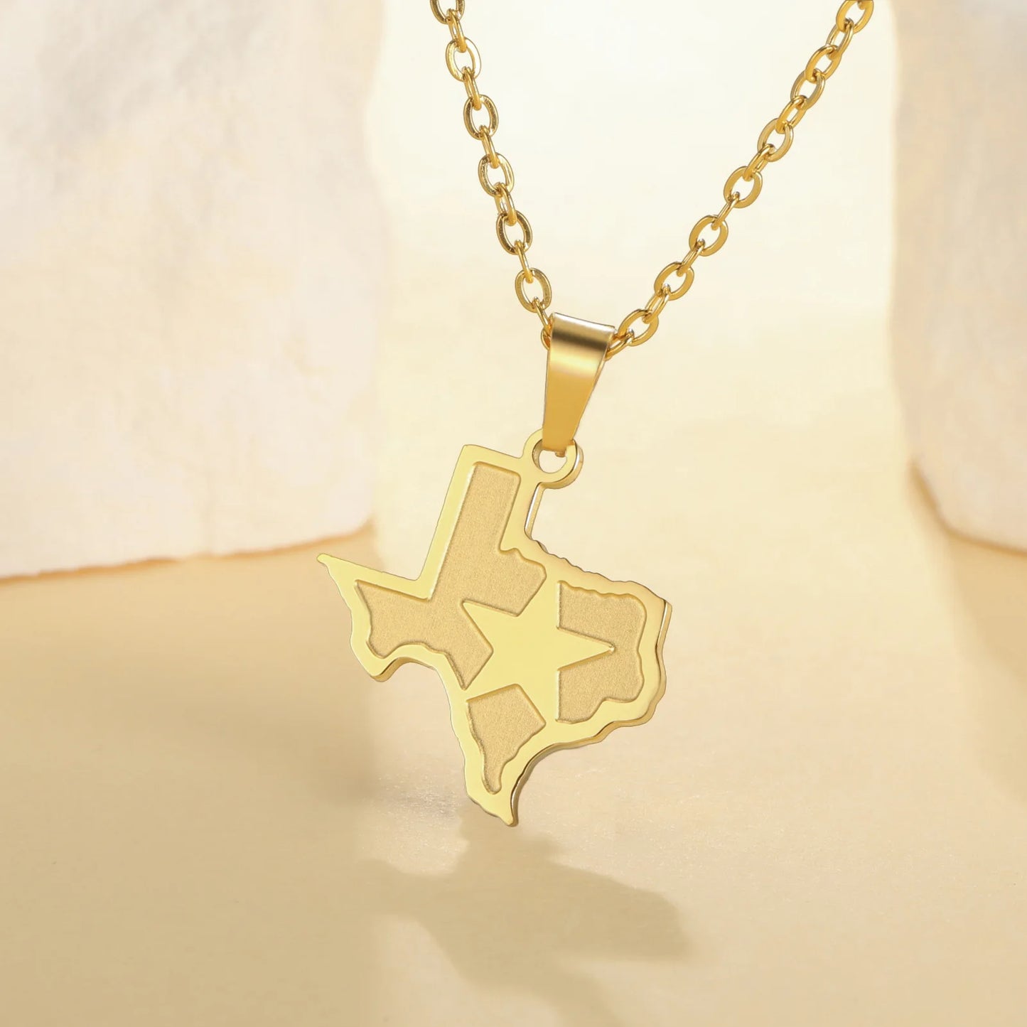 Jeshayuan Texas Map Pendant Necklace